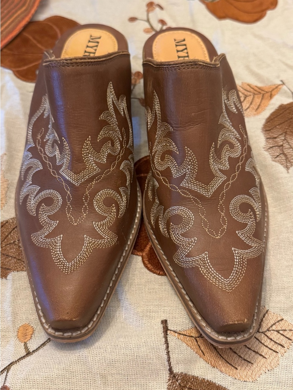Brown Embroidered Leather Women’s Heeled Mule Shoes